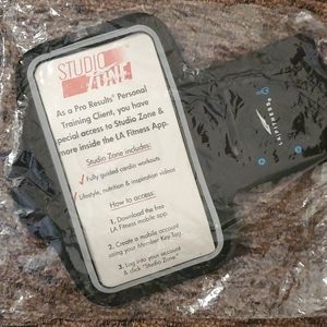 Fitness arm band